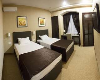 Отель Al Mar Hotel Счастливое Стандартный двухместный номер с 2 отдельными кроватями-4